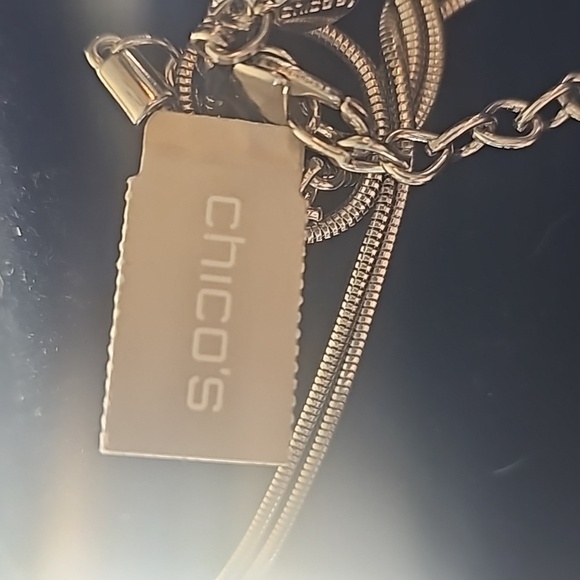 Silver and blue necklace - Picture 6 of 6